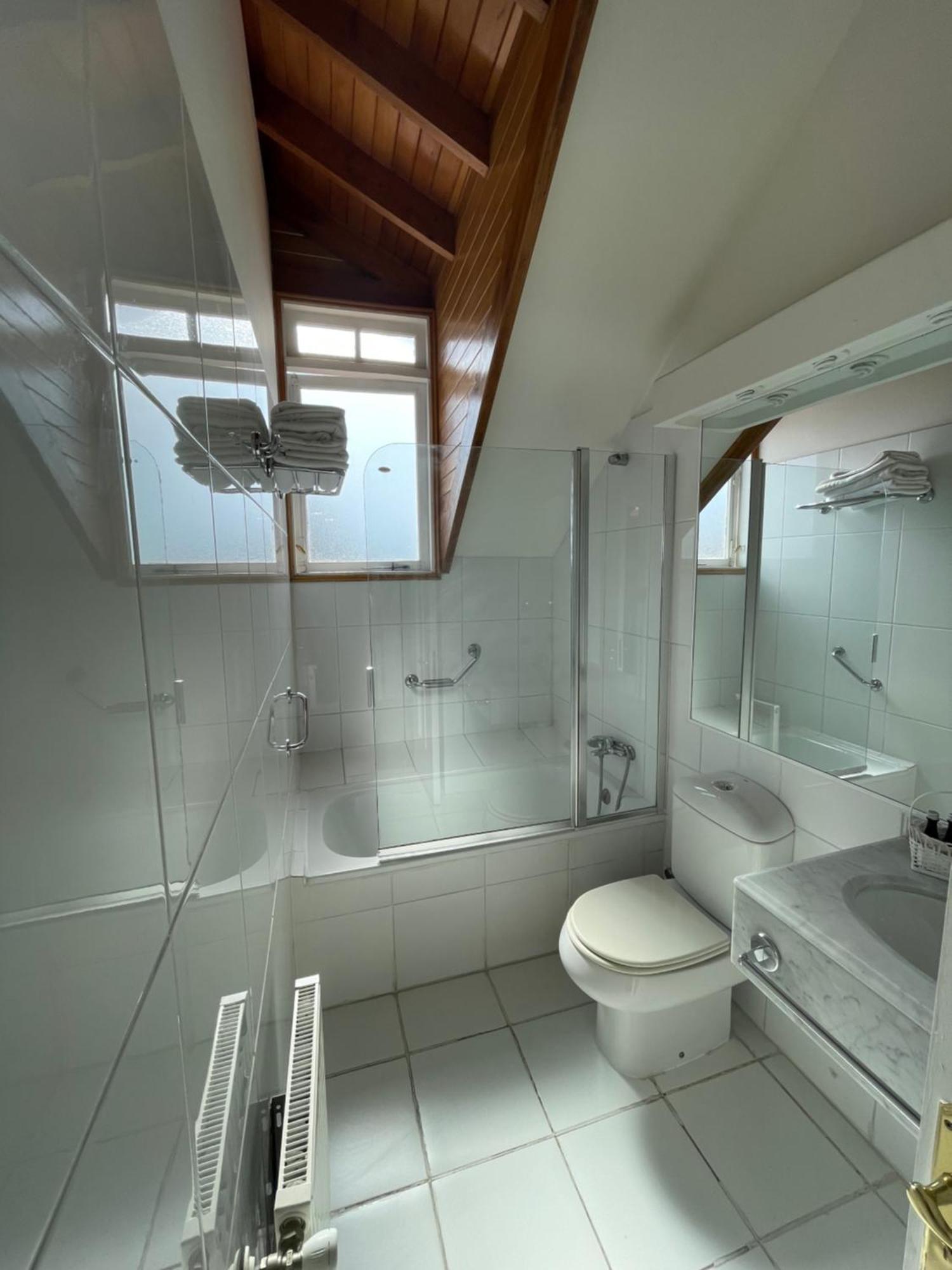 Hotel Casa Somerscales Вальпараисо Номер фото